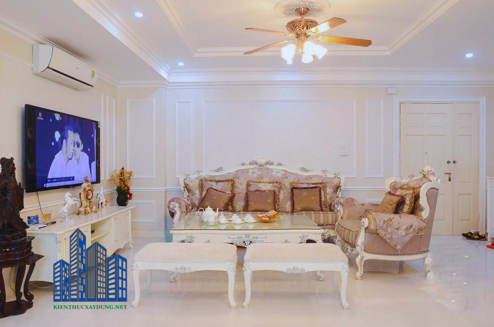 thợ đắp phù điêu tay nghề cao Phào chỉ trang trí tường đơn giản