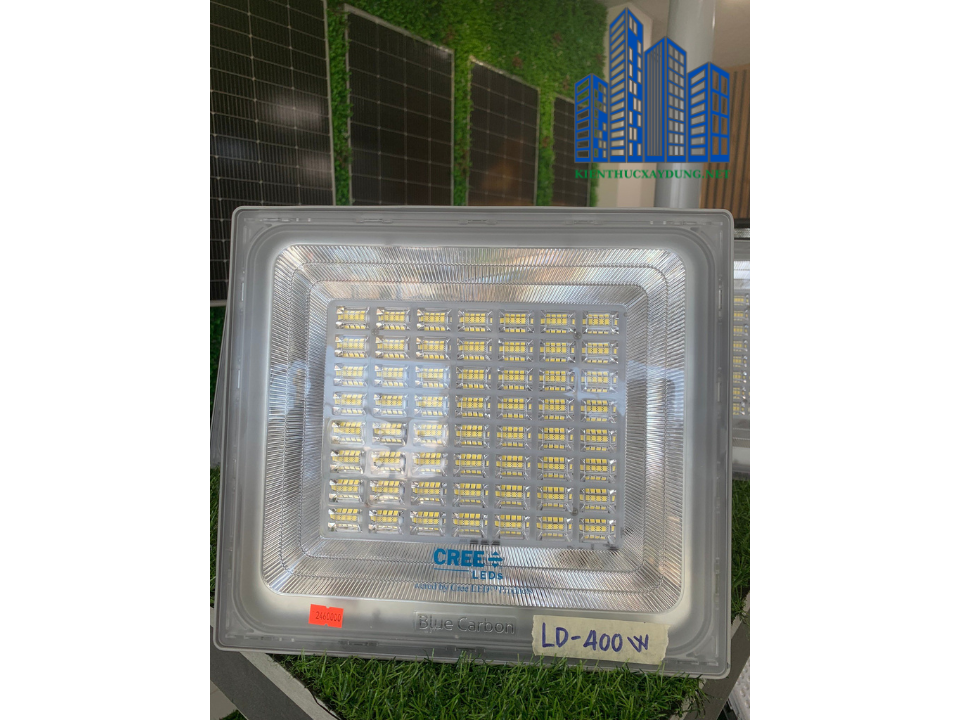 Đèn năng lượng mặt trời 400w-1