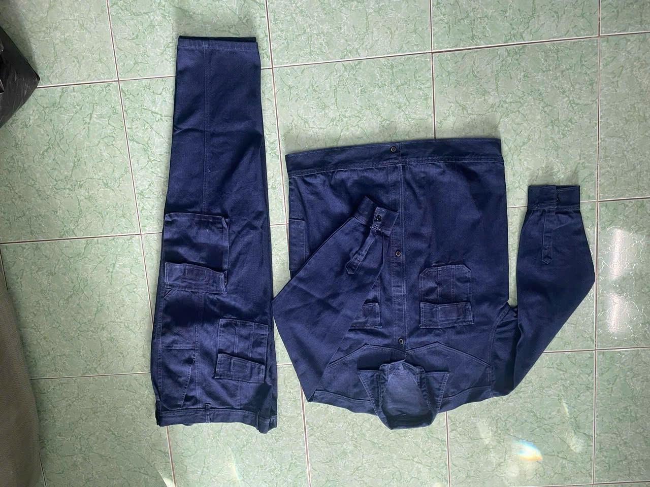 Quần áo bảo hộ